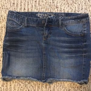 Express Cute and sexy mini skirt